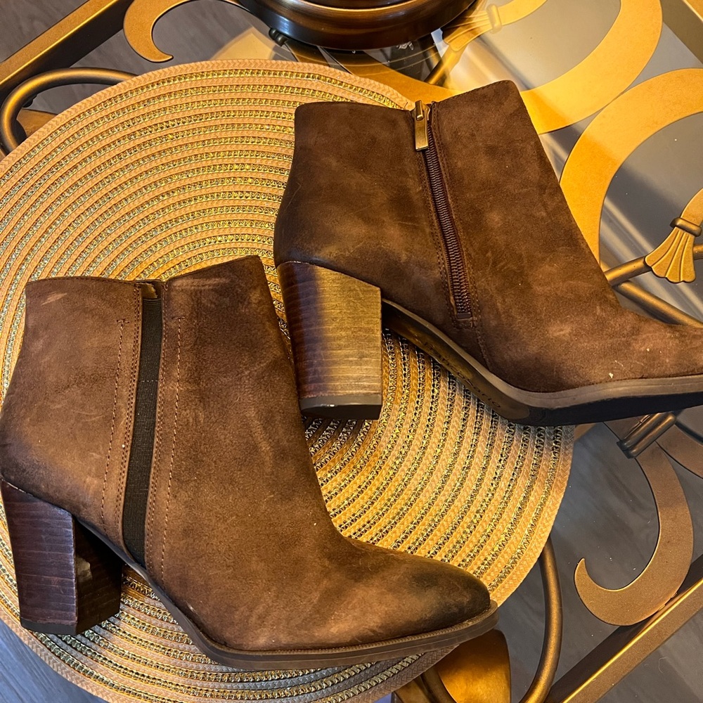 Brown suede boots, used, very good condition